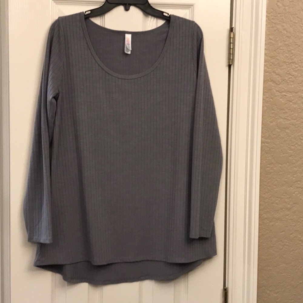LuLaRoe Lynnae Medium light grey gently used